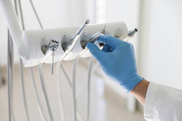 Professional Emergency Dentist technician working in Ponca City, OK